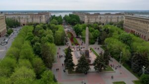 Некоторые цвета на улице делают людей счастливее