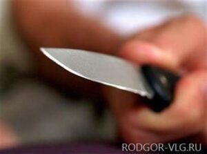 Под Волгоградом пьяный хуторянин зарезал мать, отца, жену и повесился сам