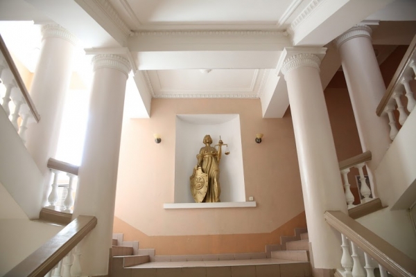 В Волгограде экс-сотрудника налоговой отправили в колонию на 3 года