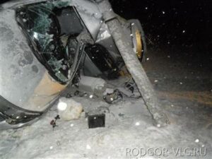 В Волгоградской области световая опора убила читинца
