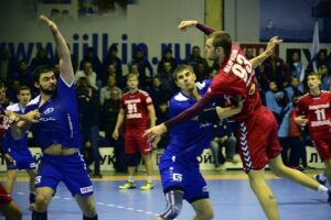 Волгоградский «Каустик» сыграл вничью в Астрахани