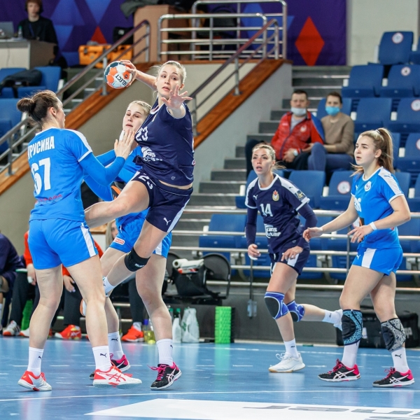 Волгоградские гандболистки проиграли в Москве ЦСКА