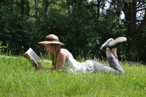 Четыре книги, которые помогут продлить лето