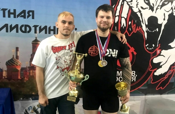 Волгоградский силач блестяще выступил в Тамбове