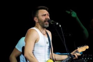 Сергей Шнуров: «В Питере — пить, в Волгограде — рыбу ловить!»