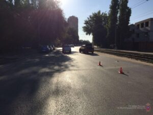 «Тойота» протаранила мотоцикл в Дзержинском районе