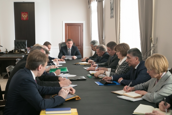 Губернатор поручил разработать программу культурного развития региона