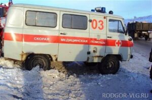 В ДТП «пятерки» и машины «скорой помощи» пострадала фельдшер