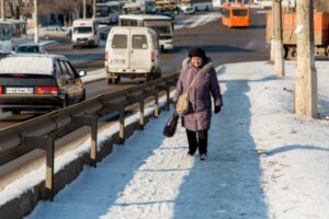 55-летний волгоградец попал под колеса «Рено-Сандэро»