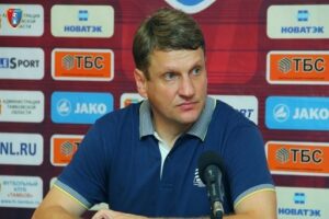 Валерий Есипов подал в отставку с поста главного тренера «Тамбова»