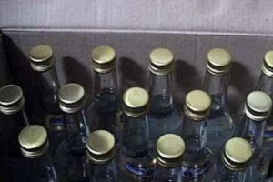 Волгоградские полицейские изъяли у жителя Ставрополья  25 тысяч бутылок «паленого» алкоголя