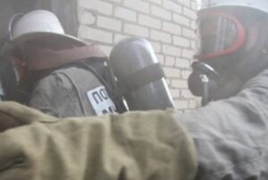 В Волгограде на пожаре погибла женщина и эвакуированы 15 человек