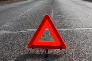 Иномарка врезалась в троллейбус № 9 в Краснооктябрьском районе Волгограда