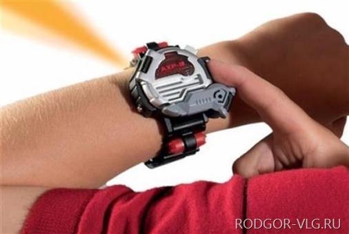 В Волгограде азиат продавал шпионские часы