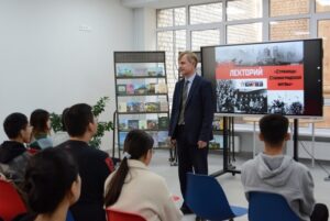 В Волгограде стартовал цикл кинолекториев «Страницы Сталинградской битвы»