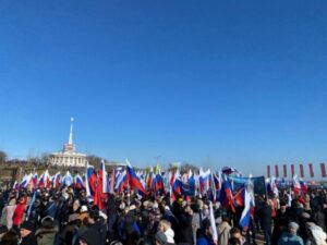 Митинг-концерт в честь Крымской весны собрал 8200 волгоградцев