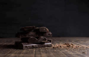 Ученые заявили, что темный шоколад снижает риск развития гипертонии