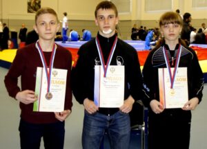 14-летняя волгоградка выиграла первенство России по ушу-саньда