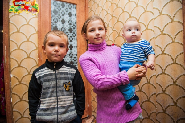 9-летнюю волгоградку, которая спасла из огня двух братьев, ждет детдом?