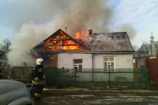 В Камышинском районе при пожаре погибла женщина
