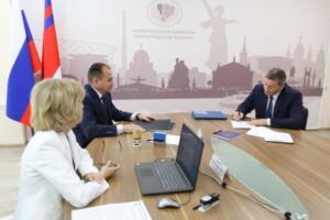 Андрей Бочаров подал документы для участия в выборах губернатора