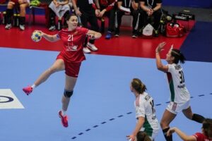 Сборная России по гандболу снова сыграла вничью