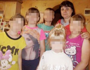 Семья Костенко из Городищенского района потеряла дом в огне