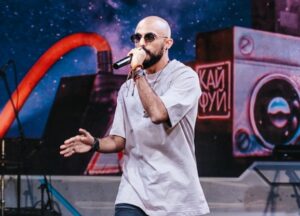 Волгоградский рэпер Денис Стрельников мечтает стать известным на всю страну