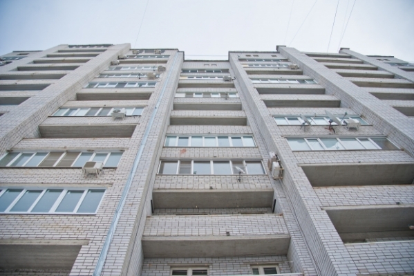 В Волгограде трехкомнатную квартиру приватизировали на умершую женщину