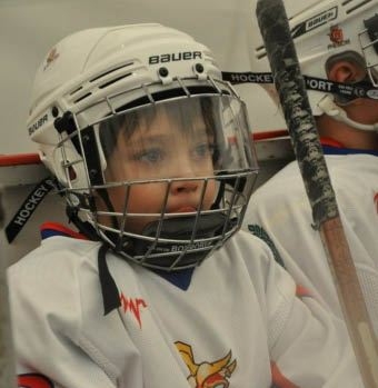 Юный волгоградский хоккеист стал другом капитана сборной России