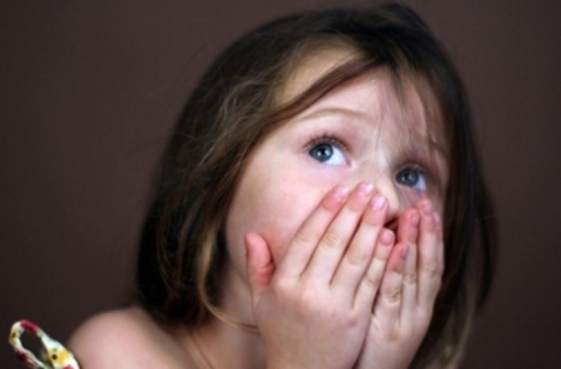 Мать ударила кулаком в лицо 2-летнюю дочь под Волгоградом