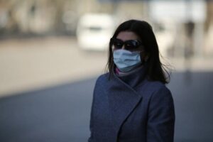 В аптеки Волгограда поступят еще 600 тысяч медицинских масок