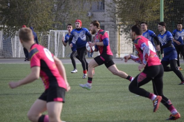 Сборная Волгограда по регби «забила» воронежские «Гвозди»