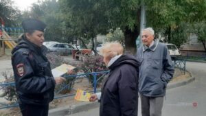 Волгоградцам рассказали, как не стать жертвой мошенников