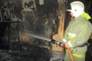 В Волгограде из-за пожара в 5-этажке эвакуировано 30 человек