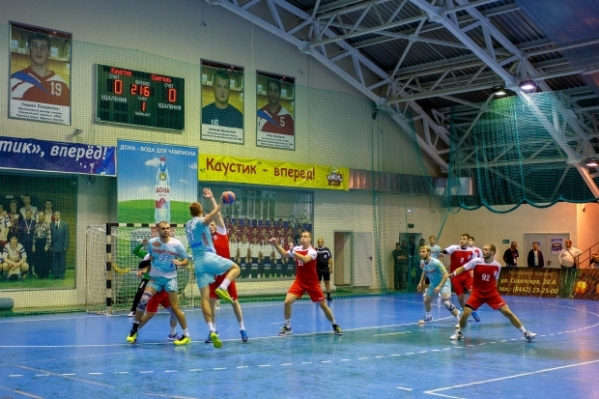 Волгоградский «Каустик» вырвал победу в Снежинске