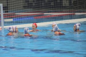 Волгоградские ватерполистки проиграли 17-кратному чемпиону страны