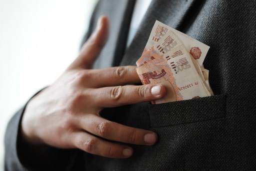 Под Волгоградом директор стройфирмы присвоил 22 млн бюджетных рублей