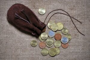Узнай, есть ли шанс: ученые рассказали о связи группы крови с возможностью разбогатеть