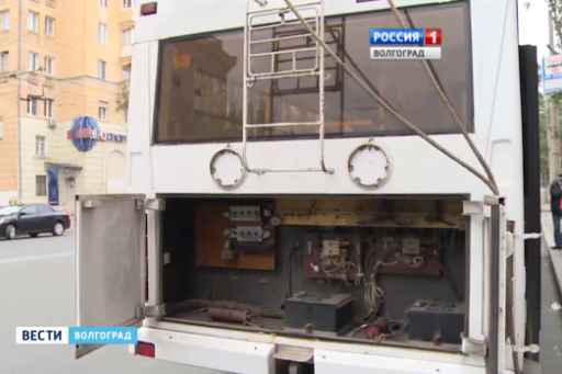 Троллейбус № 10 загорелся в центре Волгограда