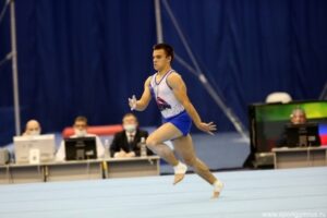 Гимнаст из Волжского стал призером чемпионата страны