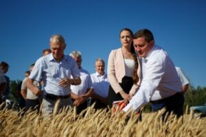 Андрей Бочаров оценит ход реализации проектов в Кумылженском районе