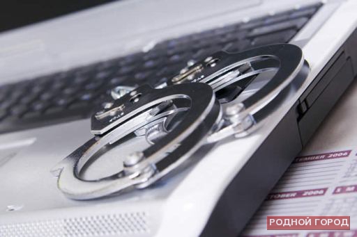 Волгоградец похитил из ремонтной мастерской 15 телефонов и ноутбук