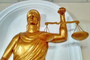 В Волжском трех наркоторговцев осудили на 32 года