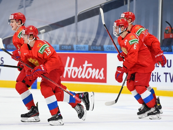 Российские хоккеисты вышли в полуфинал чемпионата мира