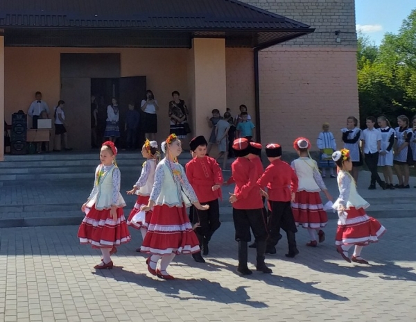 В Урюпинске для избирателей организовали концерт