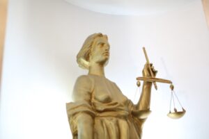 Волгоградского подрядчика судили за подкуп