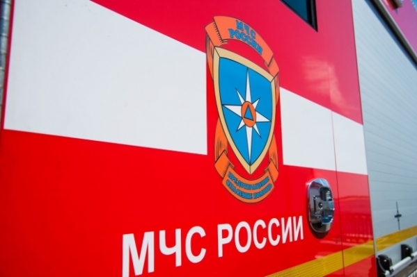 Под Волгоградом из-за неисправности сгорел старый грузовик