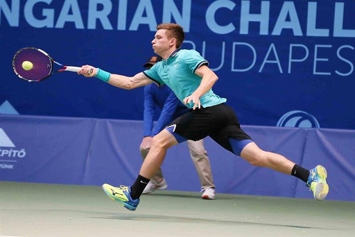 Волгоградский теннисист пробился в четвертьфинал турнира в Венгрии