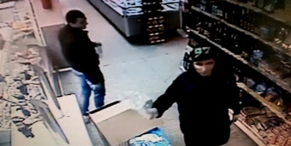 В Волгограде покупатели расстреляли охранников супермаркета